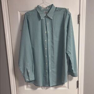 L.L. Bean Casual Button Down Shirt with Checkered Pattern - XLT